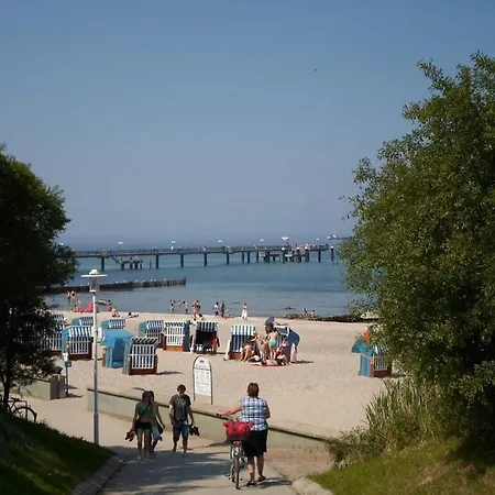Flotsam And Jetsam Modern Retreat * Kuehlungsborn